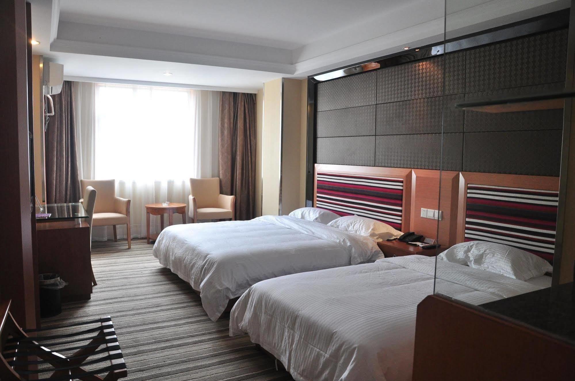 Motel 168 Hefei Changjiang Road Amber Resort Branch Buitenkant foto