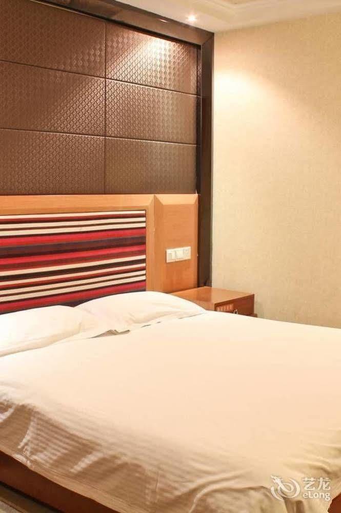 Motel 168 Hefei Changjiang Road Amber Resort Branch Buitenkant foto